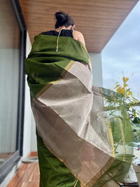 Handloom Maheshwari plain cotton silk saree with Gicha pallu Mhendi green
