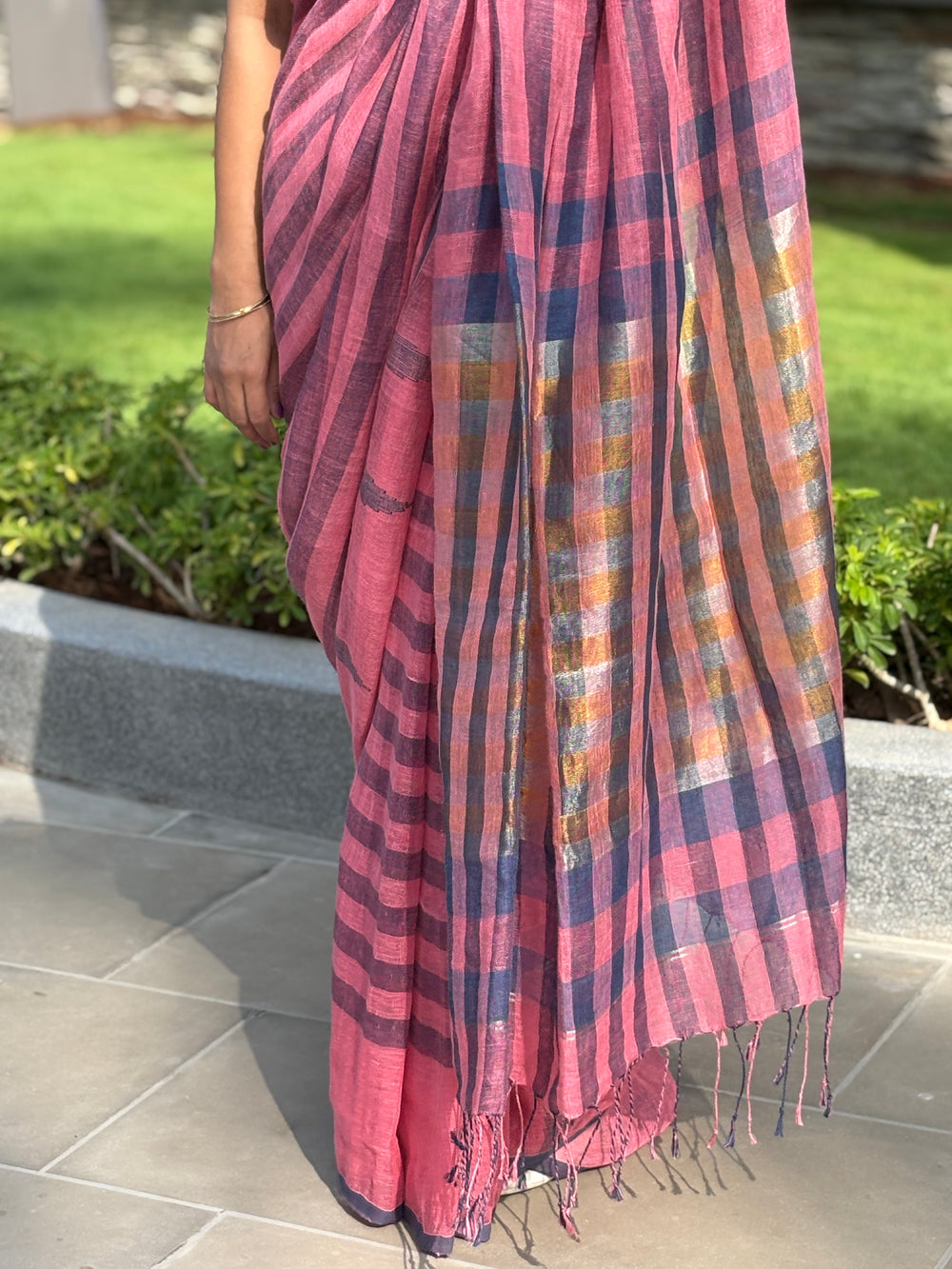Linen Saree Red Blue